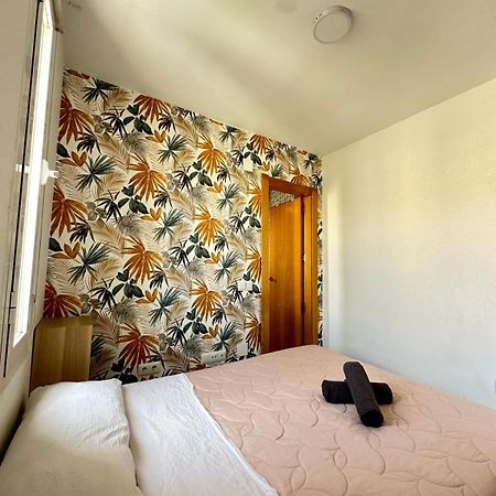 Apartamentos Playa Huelin Málaga Esterno foto